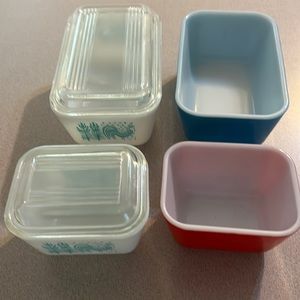Pyrex refrigerator dishes
